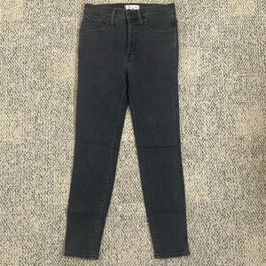 Madewell Women’s 10” High-Rise Skinny Faded Black Jeans Size 27